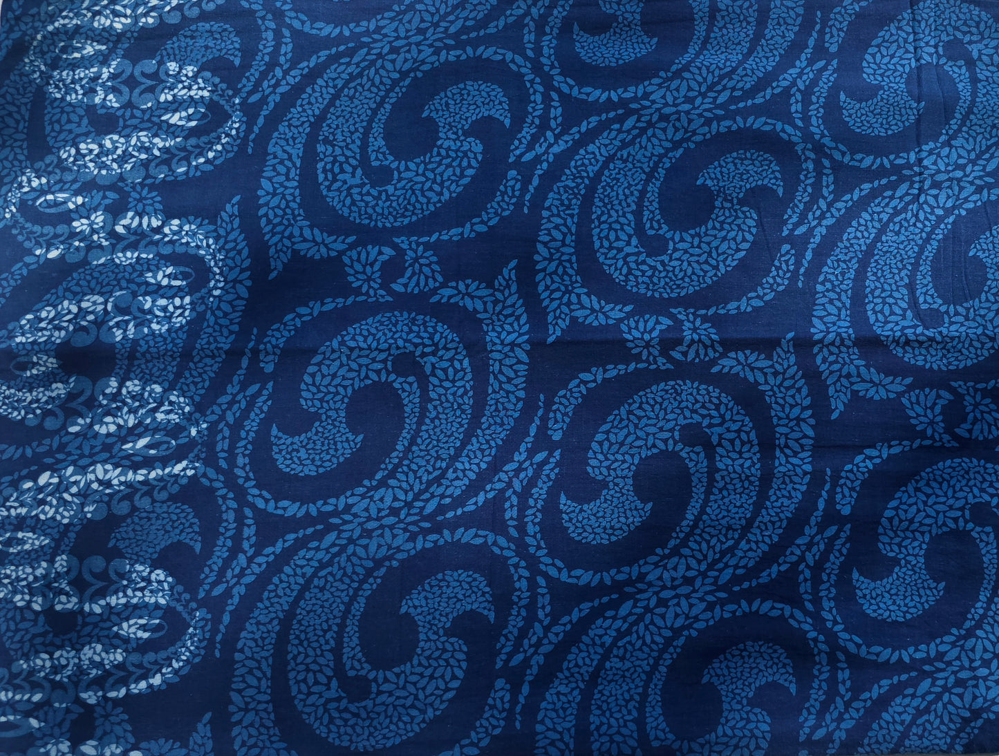 Customised Indigo suitset