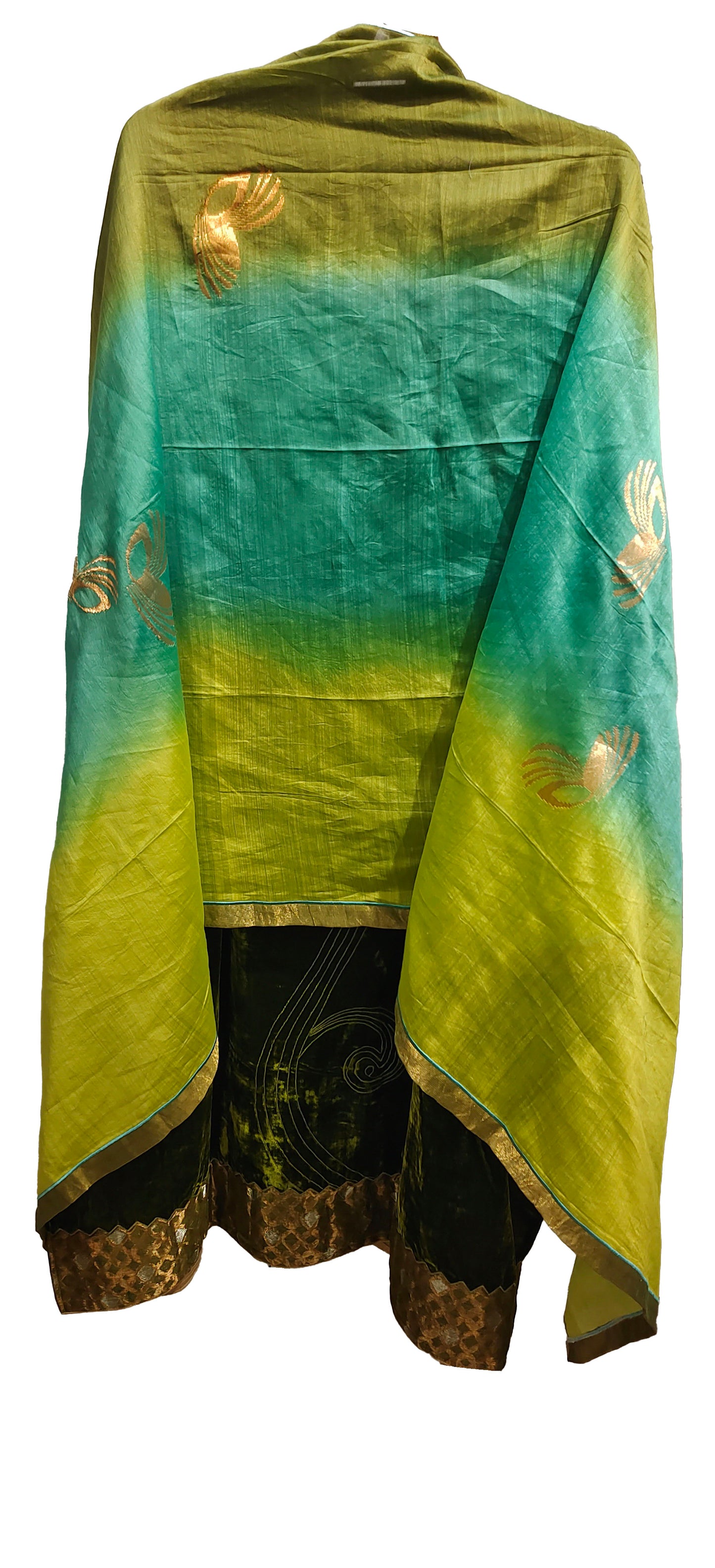 Semi Stitched Formal velvet Suitset