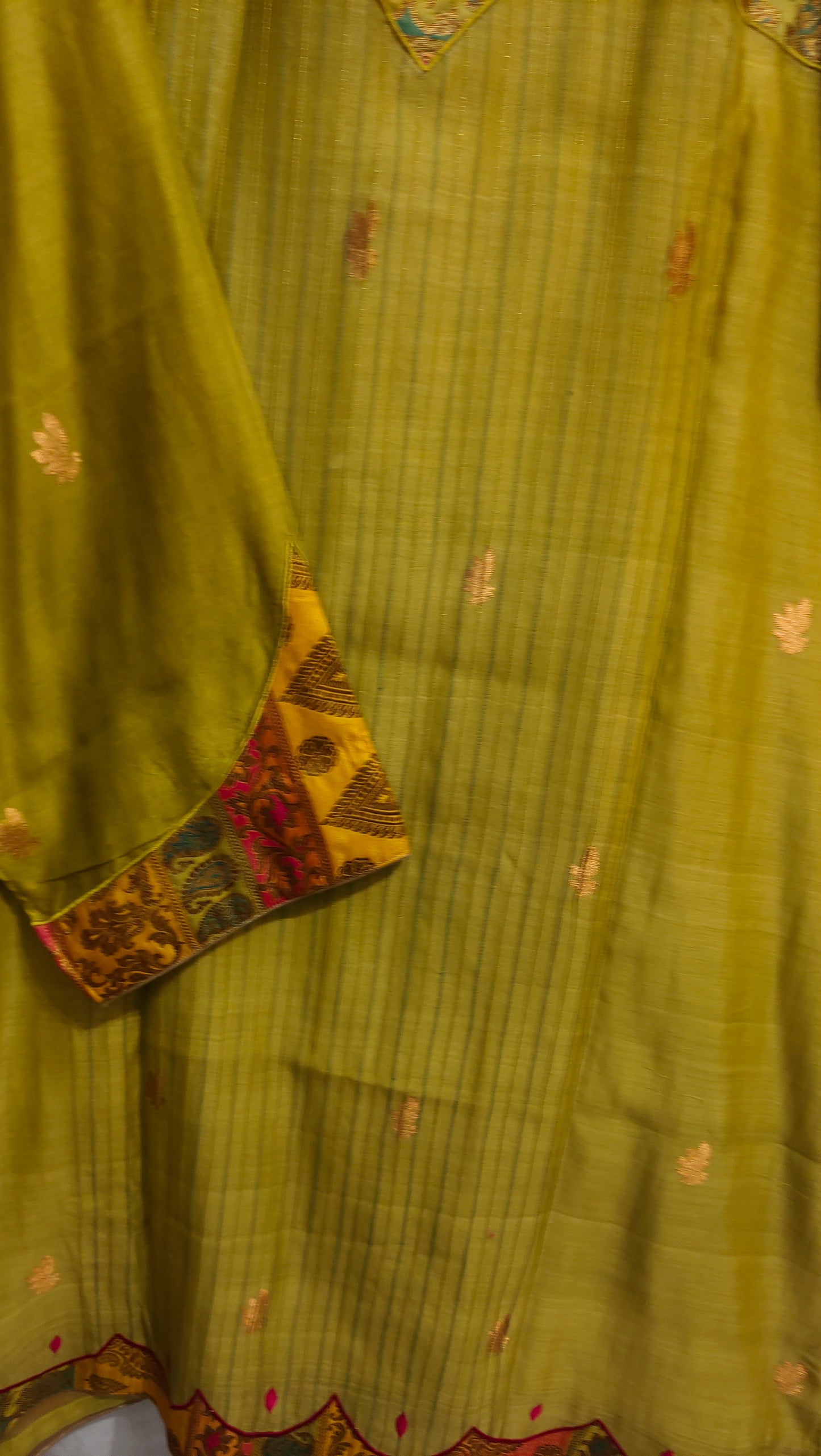 Semi Stitched Chanderi Formal Suitset