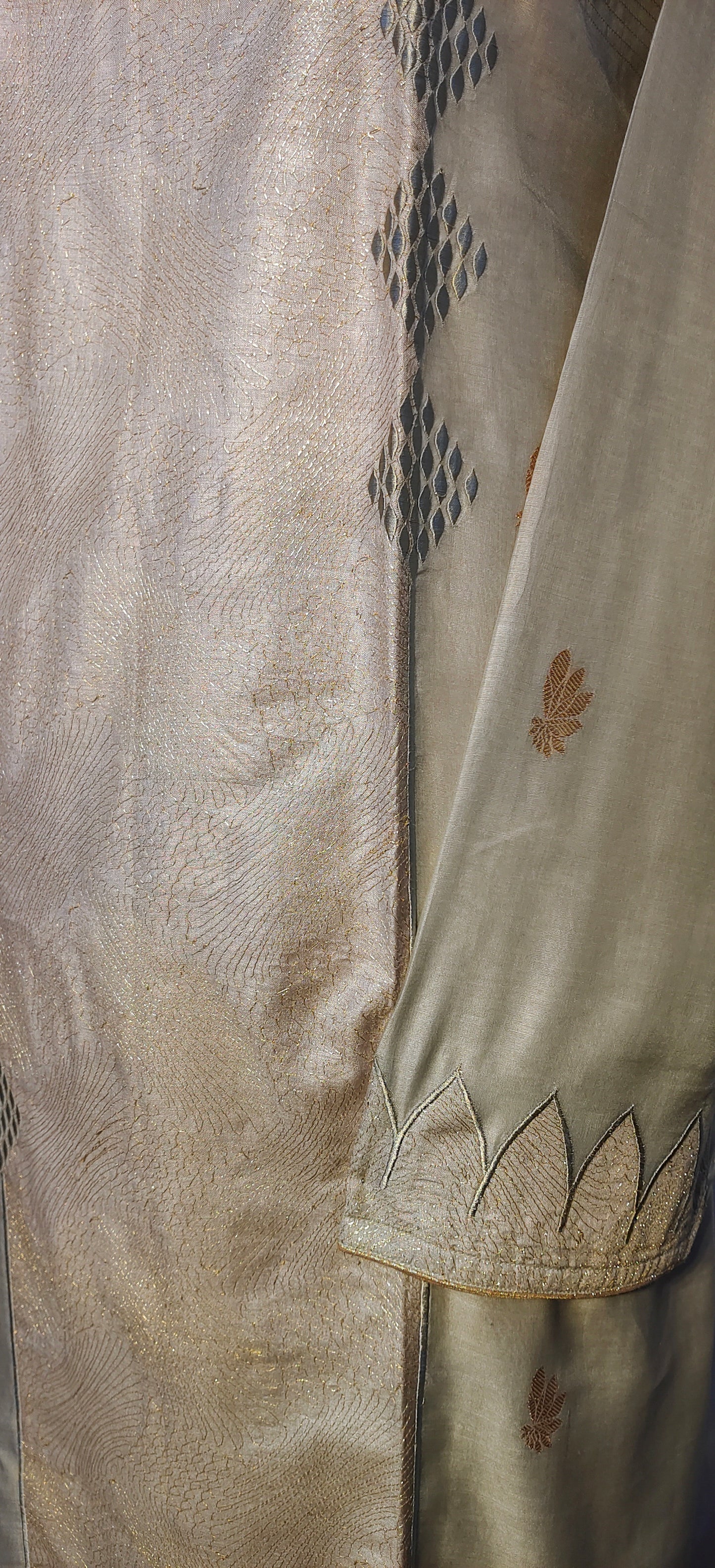 Semistitched Chanderi Zariwoven Kurta